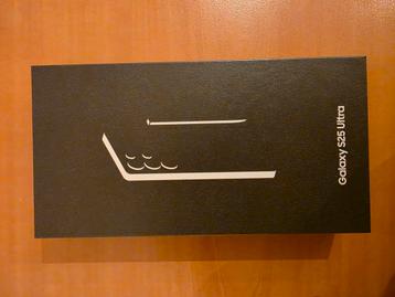 Nieuwe Samsung Galaxy S25 Ultra 256GB jetblack garantie beschikbaar voor biedingen