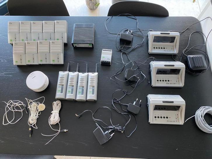 Signaalsysteem voor doven en slechthorenden, Diversen, Verpleegmiddelen, Gebruikt, Verzenden