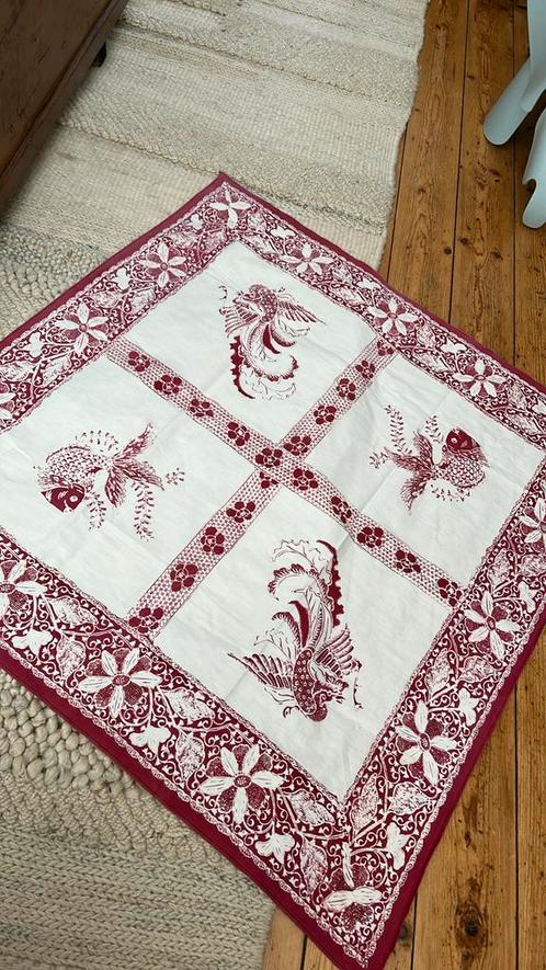 Vintage batik of blockprint tafelkleedje doek met vissen, Huis en Inrichting, Tafelkleden, Rechthoek, Ophalen of Verzenden