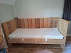 Bed steigerhout (incl. lattenbodem en matras), Ophalen, 90 cm, Eenpersoons, Steigerhout