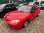 Hyundai Lantra 1.5 I GLX 2000 Rood 5drs koppeling defect, Auto's, Voorwielaandrijving, Lantra, Bedrijf, Handgeschakeld