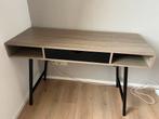 Mooi bureau, zgan. Paar maanden oud en nauwelijks gebruikt., Ophalen, Zo goed als nieuw, Bureau