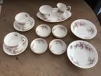 Royal Albert rose, Antiek en Kunst, Antiek | Servies compleet, Ophalen of Verzenden
