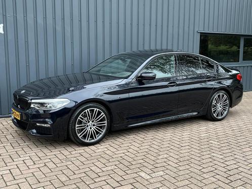 BMW 5-serie 520i High Executive M-PAKKET!/NAP!/NLAUTO!/APK!/, Auto's, BMW, Bedrijf, Te koop, 5-Serie, ABS, Achteruitrijcamera