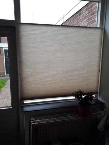 Gratis ophalen duette twee stuks beschikbaar voor biedingen