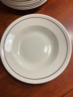 Royal Sphinx Petrus Regout 9 stuks soep pasta borden 24 cm, Ophalen of Verzenden