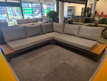 SHOWROOM SALE APELDOORN  beschikbaar voor biedingen