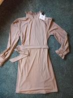 Mooij jurk, Ophalen of Verzenden, Nieuw, Onder de knie