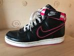 Nike sneakers maat 38,5, Nike, Gedragen, Ophalen of Verzenden, Sneakers of Gympen