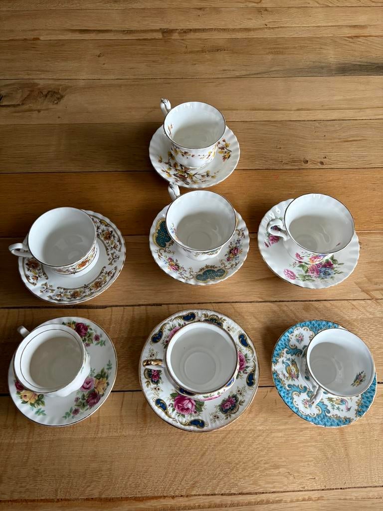 7x Vintage Engels Bone China Kop en Schotel complete bundel, Ophalen