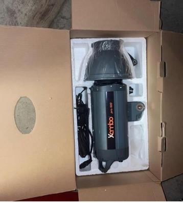 XAMBO PRO 600 STUDIO FLASH beschikbaar voor biedingen