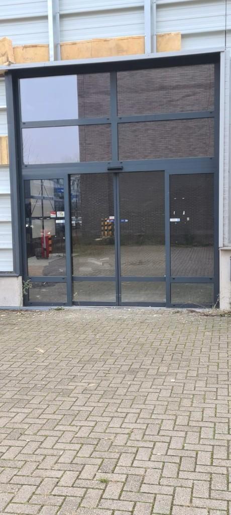 Electrische schuifdeur KABA bouwjaar 2009, Doe-het-zelf en Verbouw, Deuren en Horren, Gebruikt, Overige typen, 215 cm of meer