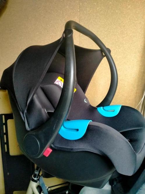 Autostoel incl. Isofix base 0-13 kg, Kinderen en Baby's, Autostoeltjes, Gebruikt, Overige merken, 0 t/m 13 kg, Isofix, Ophalen of Verzenden