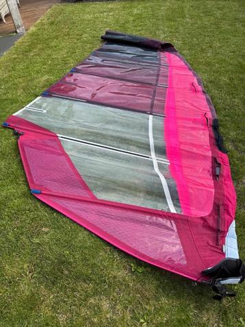 Windsurf Neil Pryde EVOXI (5,6) beschikbaar voor biedingen