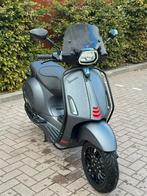 Vespa Sprint 2022 E5 FULL OPTION, Ophalen, Overige modellen, Maximaal 45 km/u, Zo goed als nieuw