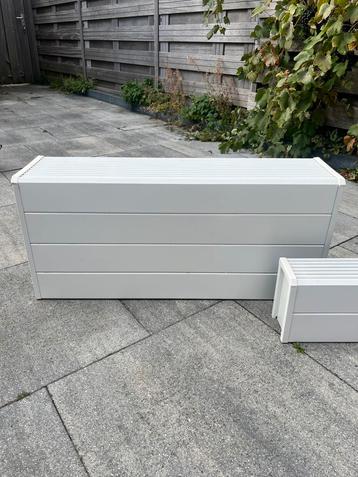 Radiatoren gebruikte beschikbaar voor biedingen