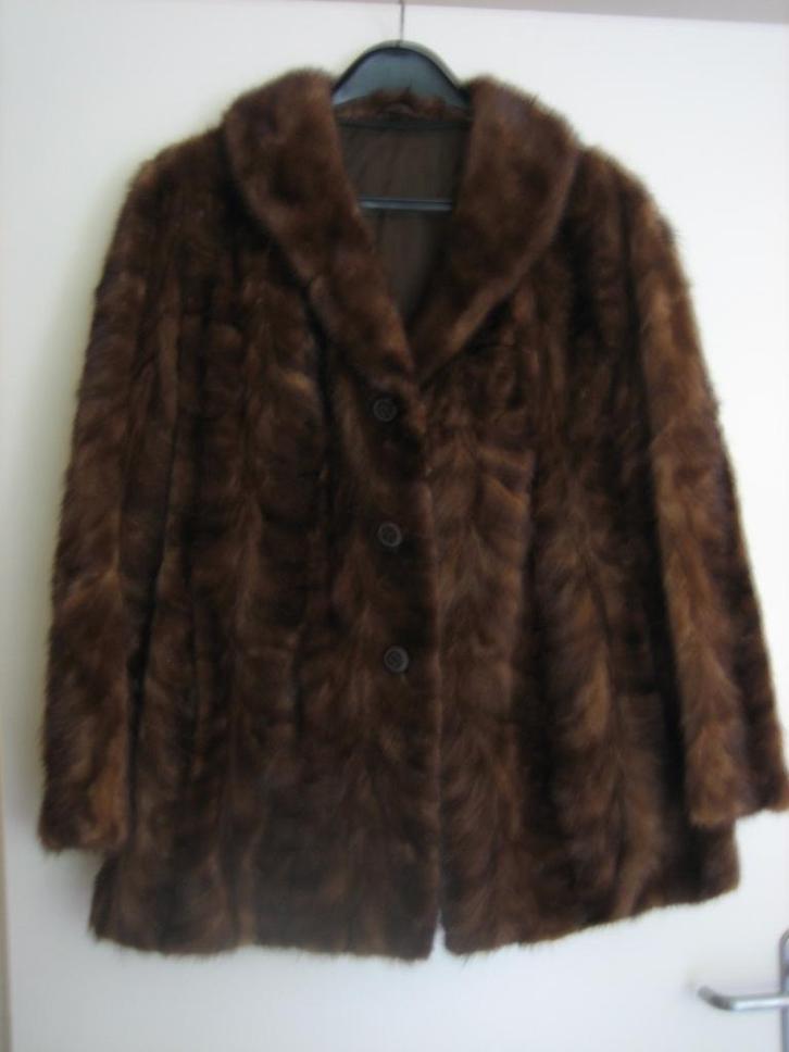 Prachtige nertsbont-mantel ELEGANCE DE PARIS 42-44 snazzeys, Kleding | Dames, Jassen | Winter, Zo goed als nieuw, Maat 42/44 (L)