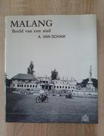 Indonesie Malang Beeld van een stad A. van Schaik 1996, Ophalen of Verzenden, Zo goed als nieuw, Azië