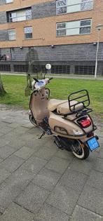 Riva scooter als nieuwe met halm en slot en spiegel, Ophalen of Verzenden, Zo goed als nieuw