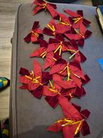 Strikjes in zak 24x rood fluweel 9x9cm, Ophalen