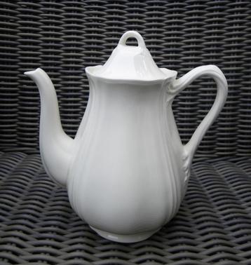 Wedgwood QUEENS PLAIN  Puntgave ongebruikte koffiepot beschikbaar voor biedingen
