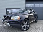 Volvo XC90 4.4 V8 Sport Automaat ✓7-persoons ✓Face Lift, Auto's, Volvo, Euro 5, Gebruikt, Navigatiesysteem, Blauw