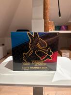 Crown Zenith Elite trainer box, Hobby en Vrije tijd, Verzamelkaartspellen | Pokémon, Ophalen of Verzenden, Zo goed als nieuw