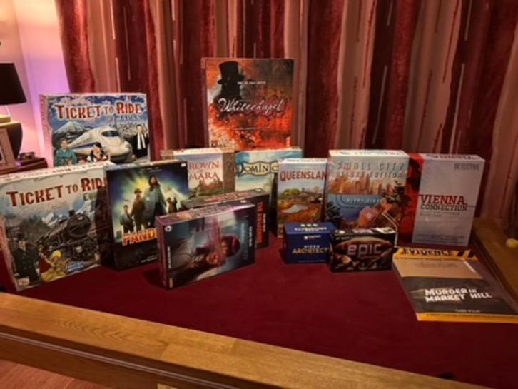 Diverse Bordspellen (Zie beschrijving), Hobby en Vrije tijd, Gezelschapsspellen | Bordspellen, Zo goed als nieuw, Een of twee spelers