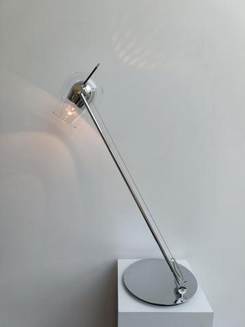 Design tafellamp  beschikbaar voor biedingen
