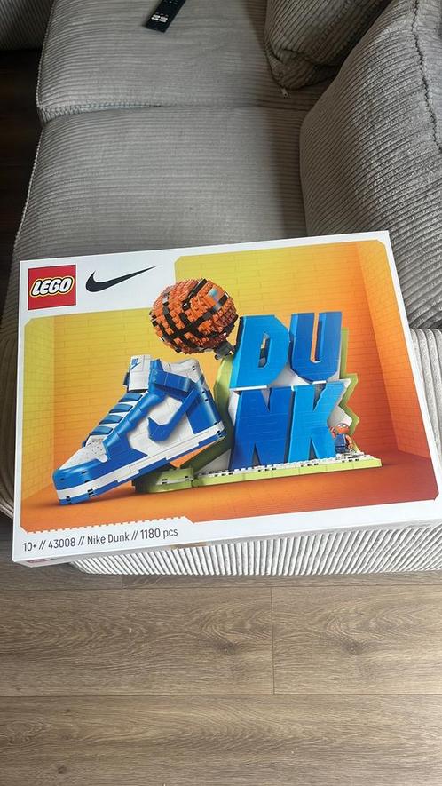 Nike Dunk x Lego set, Kinderen en Baby's, Speelgoed | Duplo en Lego, Nieuw, Lego, Complete set, Ophalen of Verzenden