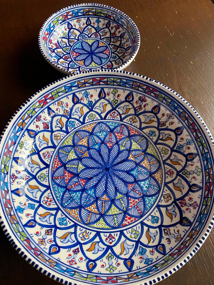 Set schaal & kom uit Tunesie, Huis en Inrichting, Keuken | Servies, Zo goed als nieuw, Schaal of Schalen, Overige stijlen, Aardewerk