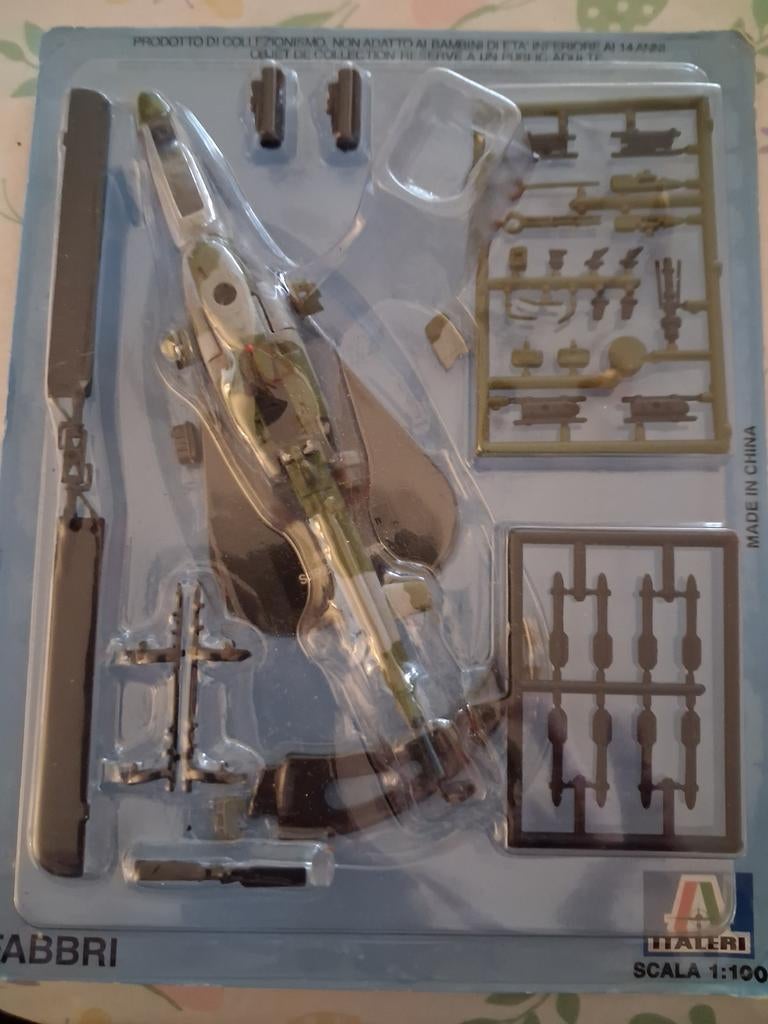 Super cobra italeri Helikopter Model - Nieuw in Verpakking, 1:72 tot 1:144, Italeri, Verzenden, Helikopter