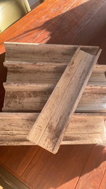 Wandplanken IKEA Mosslanda  beschikbaar voor biedingen