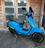 Vespa Sprint 2021 E5 Miami Blue Custom 4511km NIEUWSTAAT, Fietsen en Brommers, Scooters | Vespa, Ophalen, Overige modellen, Maximaal 45 km/u