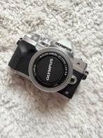 Olympus E-M10 IV + 14-42mm EZ camera + lens/objectief, Audio, Tv en Foto, Fotocamera's Digitaal, Ophalen, Zo goed als nieuw, Olympus