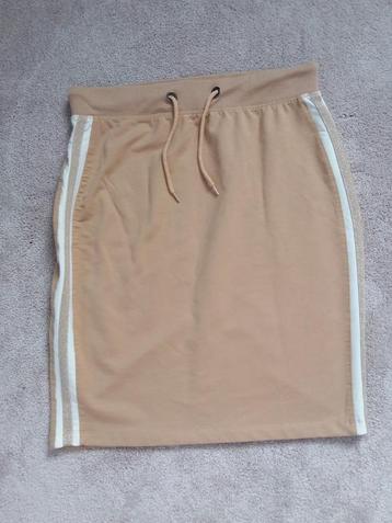 Rokjes crème/ beige mt m NIEUW beschikbaar voor biedingen