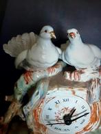 Spaamsporselein klok, Antiek en Kunst, Antiek | Klokken, Ophalen of Verzenden