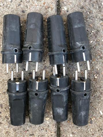 Rubber stekker Legrand plug contact contactstop beschikbaar voor biedingen