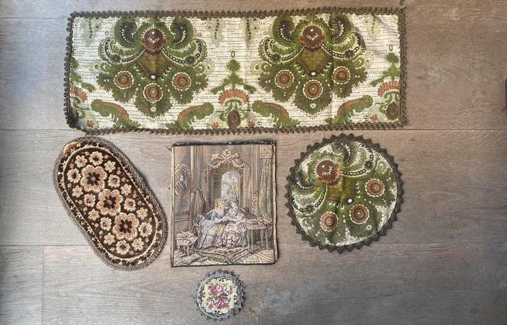 Antieke tafelkleedjes, onderzetter, Huis en Inrichting, Tafelkleden, Gebruikt, Rechthoek, Ophalen of Verzenden