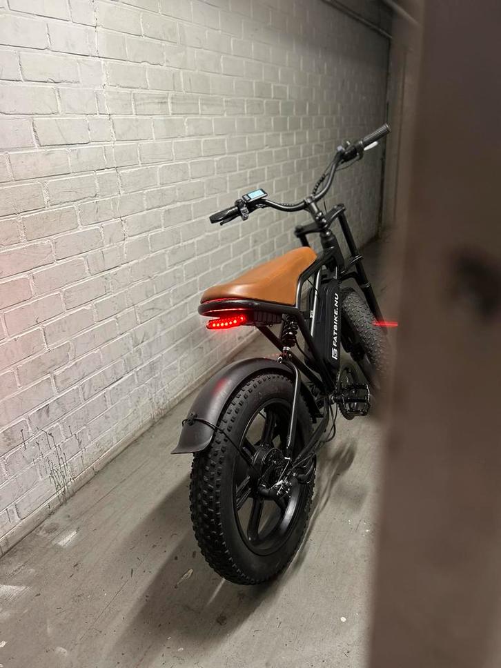 Fatbike V8 1.0 Elektrische Fiets - 250W, 48V, Fietsen en Brommers, Elektrische fietsen, Zo goed als nieuw, Overige merken, 51 tot 55 cm