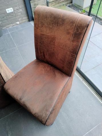 Bruine suede stoelen 4 zonder leuning 2 met leuning beschikbaar voor biedingen