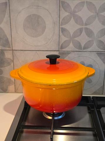 Grote Vintage Franse gietijzeren emaille Le Creuset pan €89 beschikbaar voor biedingen