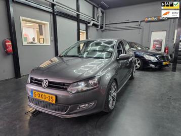 Volkswagen Polo 1.4-16V Highline Automaat Sport ! beschikbaar voor biedingen