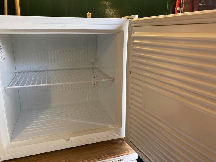 Zanussi vrieskastje/Energieklasse A/ 50 liter inh., Witgoed en Apparatuur, Koelkasten en IJskasten, Gebruikt, Zonder vriesvak