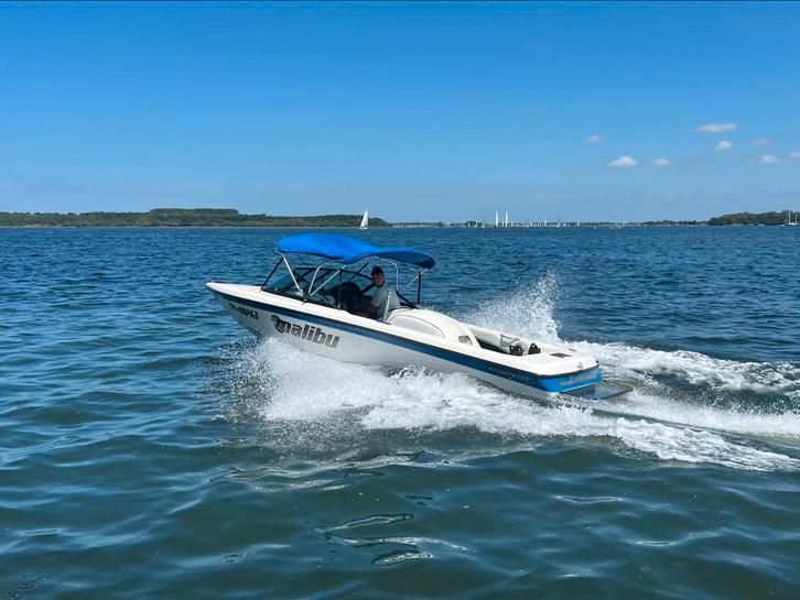Malibu sportster 1998 in goede staat, Watersport en Boten, Speedboten, Zo goed als nieuw, 6 meter of meer, Benzine, Polyester