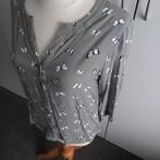 Groene blouse met vlindermotief maat 36, Kleding | Dames, Blouses en Tunieken, Ophalen of Verzenden, Zo goed als nieuw, Maat 36 (S)
