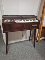 Vintage orgeltje Magnus - Electric Chord Organ, Muziek en Instrumenten, Ophalen of Verzenden, Gebruikt, 2 klavieren, Orgel