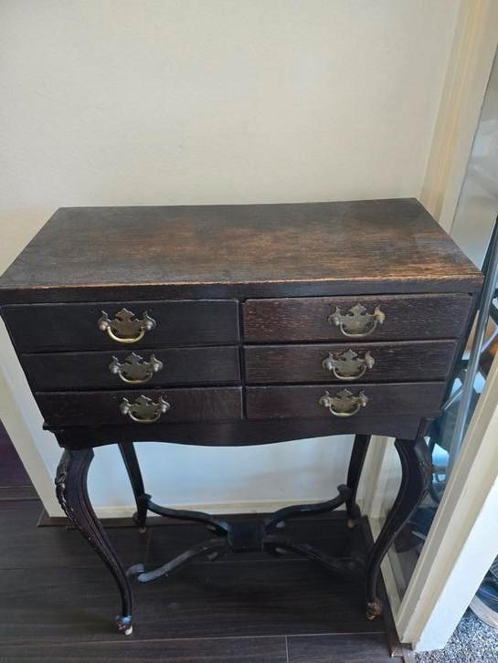 Bijzet tafel met lades, Antiek en Kunst, Antiek | Meubels | Tafels, Ophalen of Verzenden