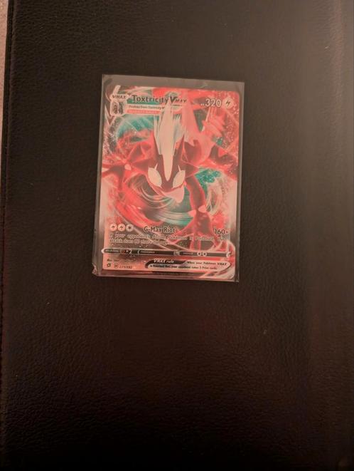 Toxtricity Vmax #071, Hobby en Vrije tijd, Verzamelkaartspellen | Pokémon, Nieuw, Losse kaart, Foil, Ophalen of Verzenden