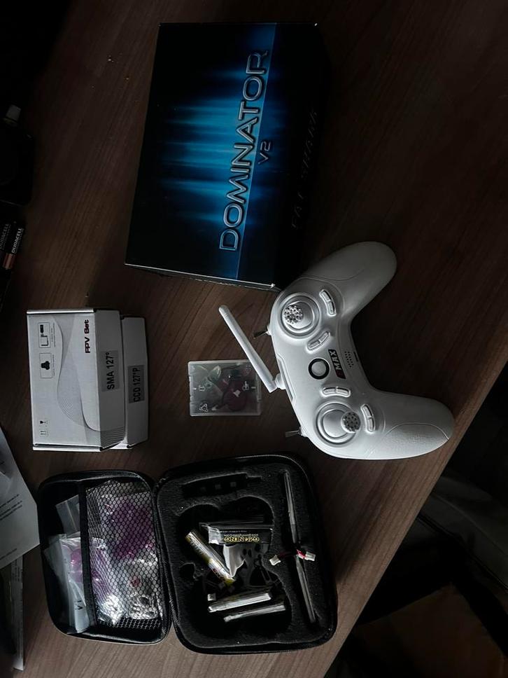 Emax tinyhawk 2 met fatshark dominator v2, Audio, Tv en Foto, Drones, Zo goed als nieuw, Ophalen of Verzenden